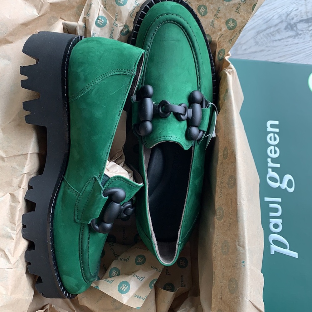 Leather Loafer. Platform loafers.  Brand New in Box